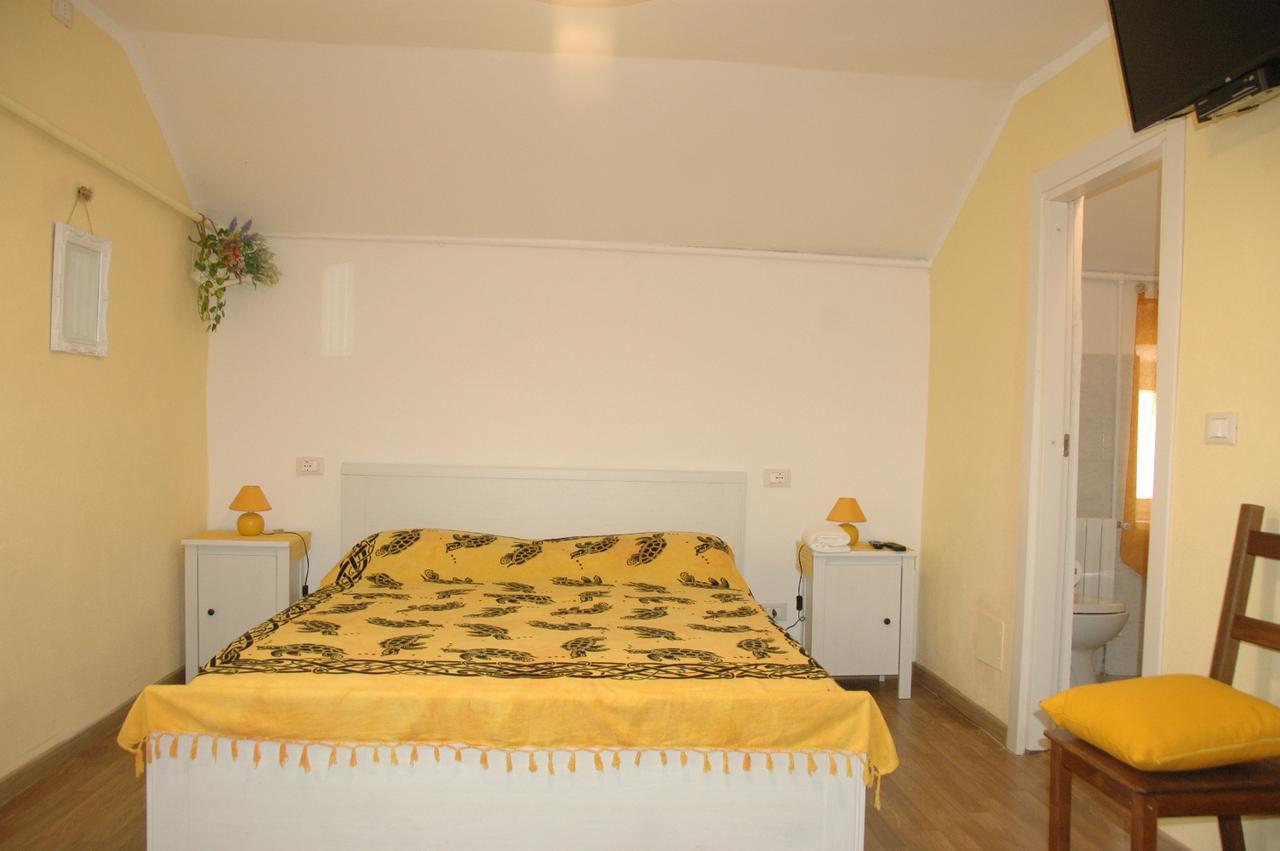 B&B Al Turchino E Area Picnic Mele Exterior photo